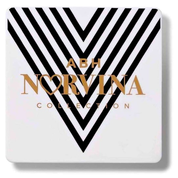 Anastasia Beverly Hills Norvina eyeshadow palette in 9 shades - Picture 1 of 5